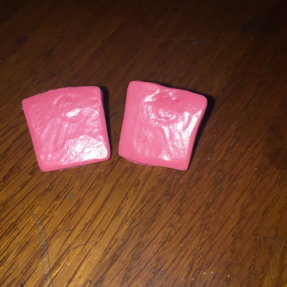 Peach Square Studs - Picture 2 of 3